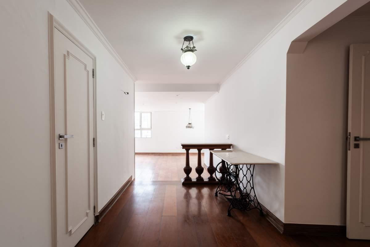 Apartamento, 3 quartos, 220 m² - Foto 2