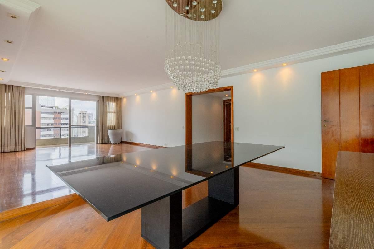 Apartamento, 3 quartos, 236 m² - Foto 4