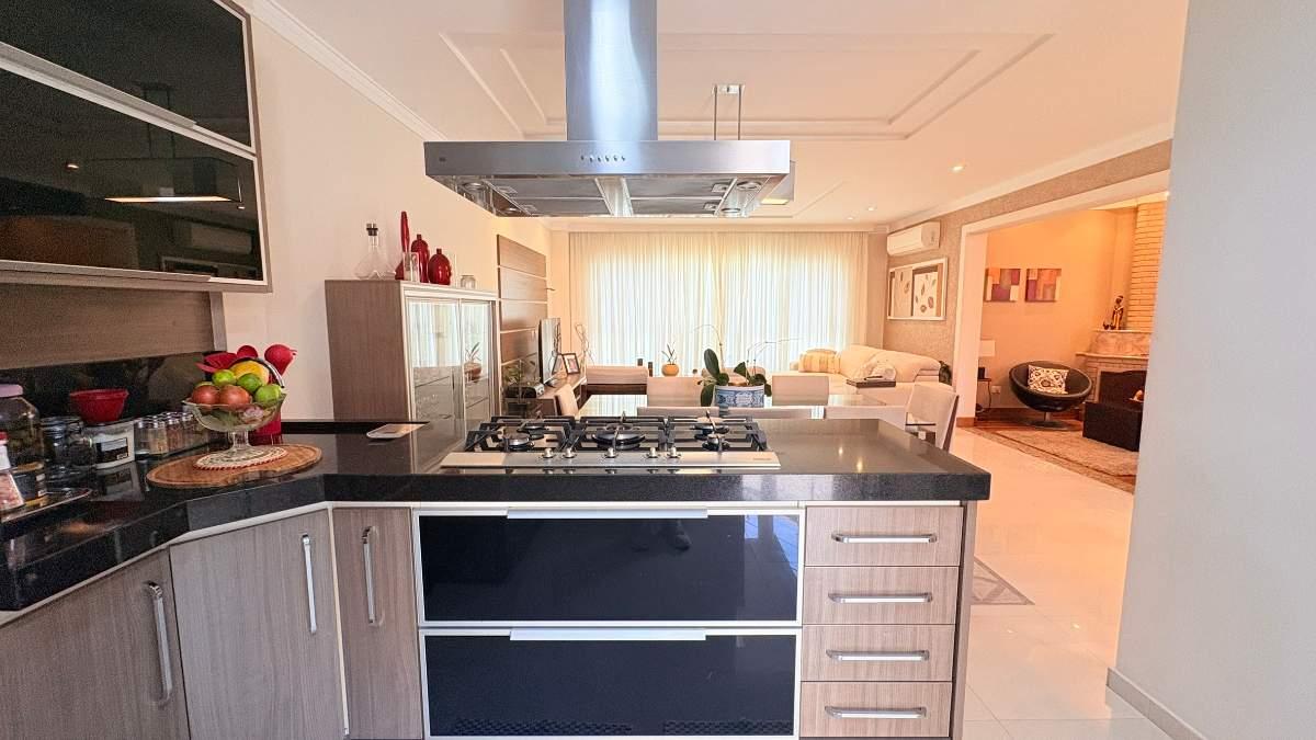Casa, 3 quartos, 214 m² - Foto 25