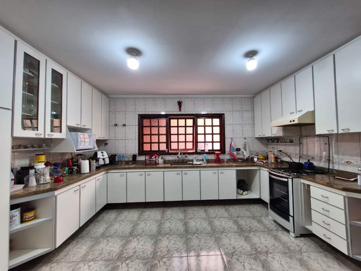Casa, 3 quartos, 297 m² - Foto 17
