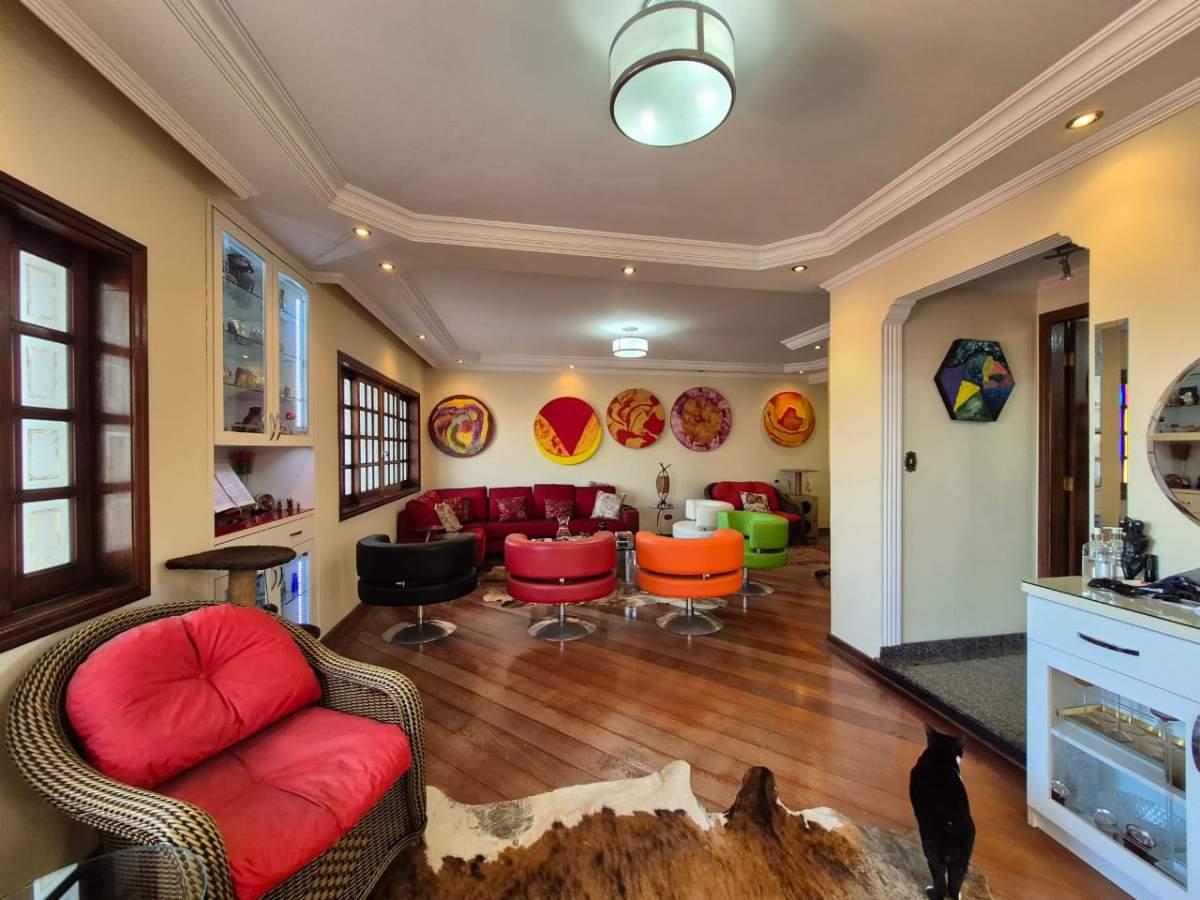 Casa, 3 quartos, 297 m² - Foto 3