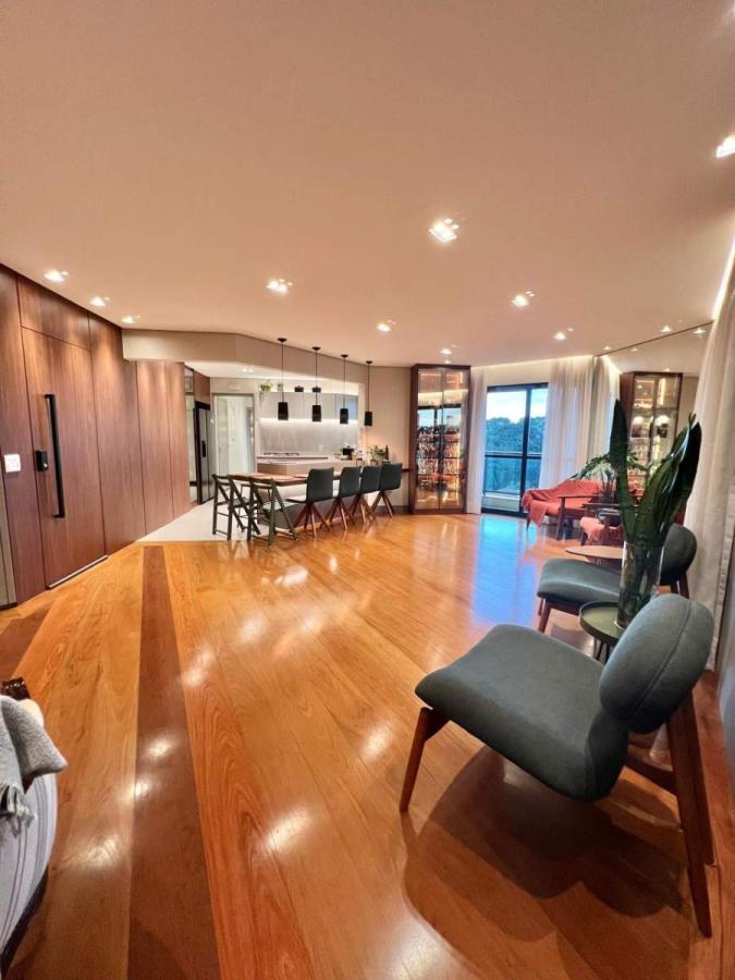 Apartamento, 3 quartos, 174 m² - Foto 1