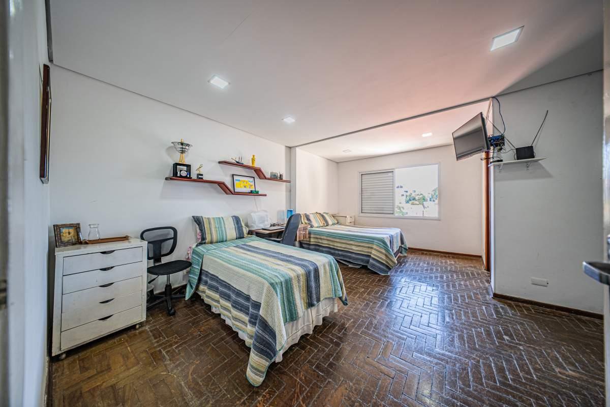 Casa, 6 quartos, 180 m² - Foto 19