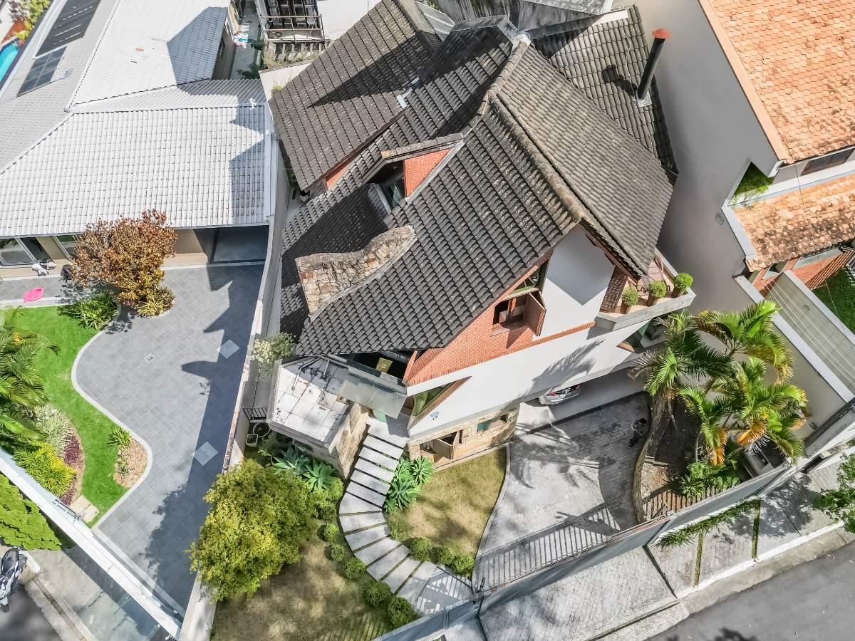 Casa, 4 quartos, 273 m² - Foto 1