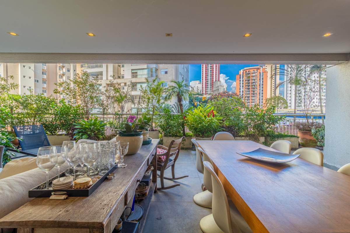 Apartamento, 3 quartos, 4970 m² - Foto 1