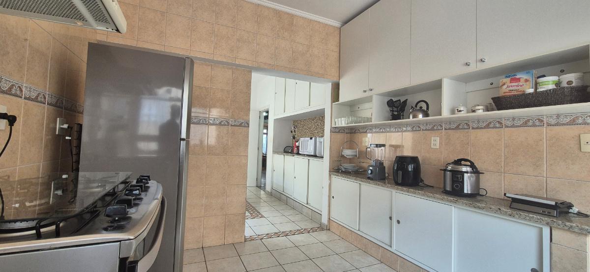 Casa, 3 quartos, 270 m² - Foto 14