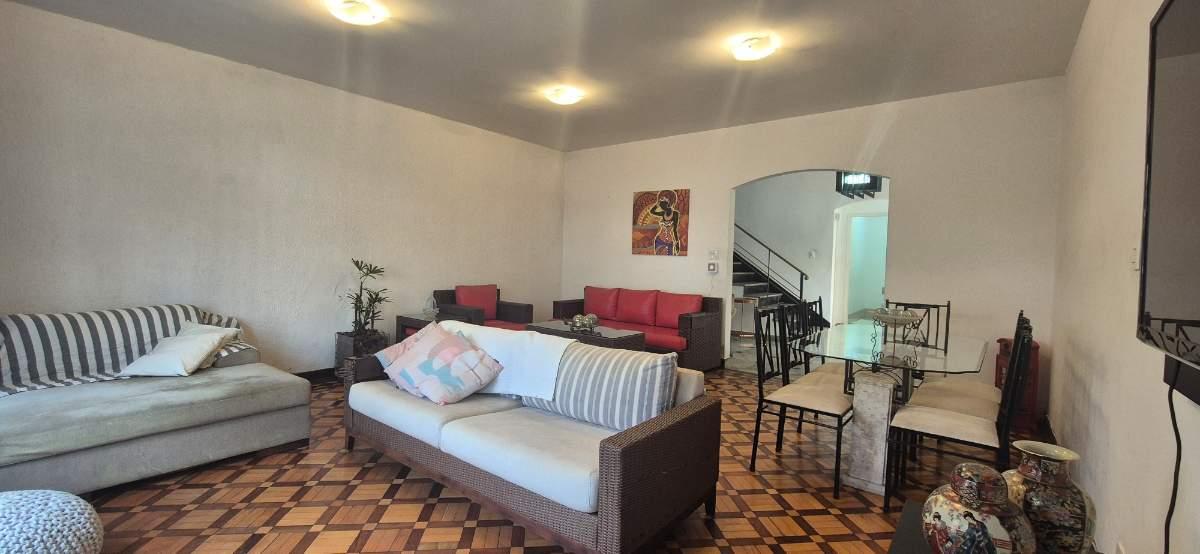 Casa, 3 quartos, 270 m² - Foto 2