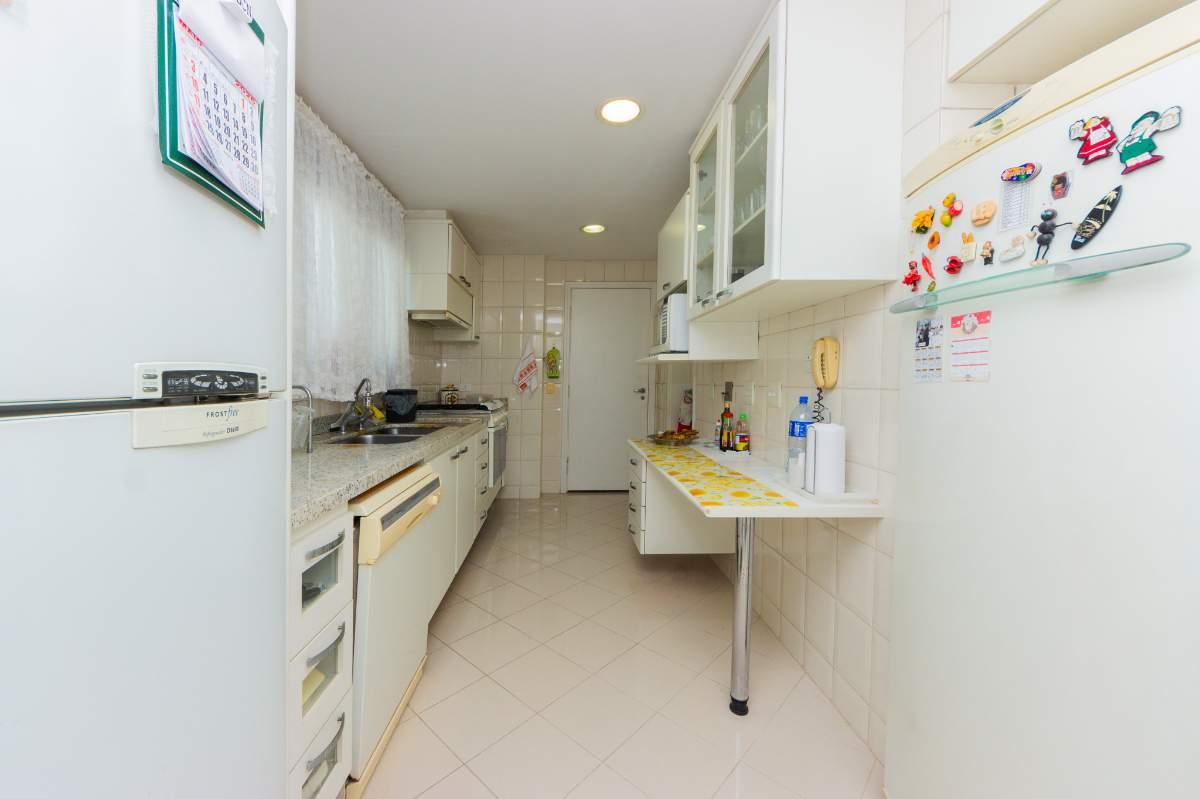 Apartamento, 4 quartos, 242 m² - Foto 17