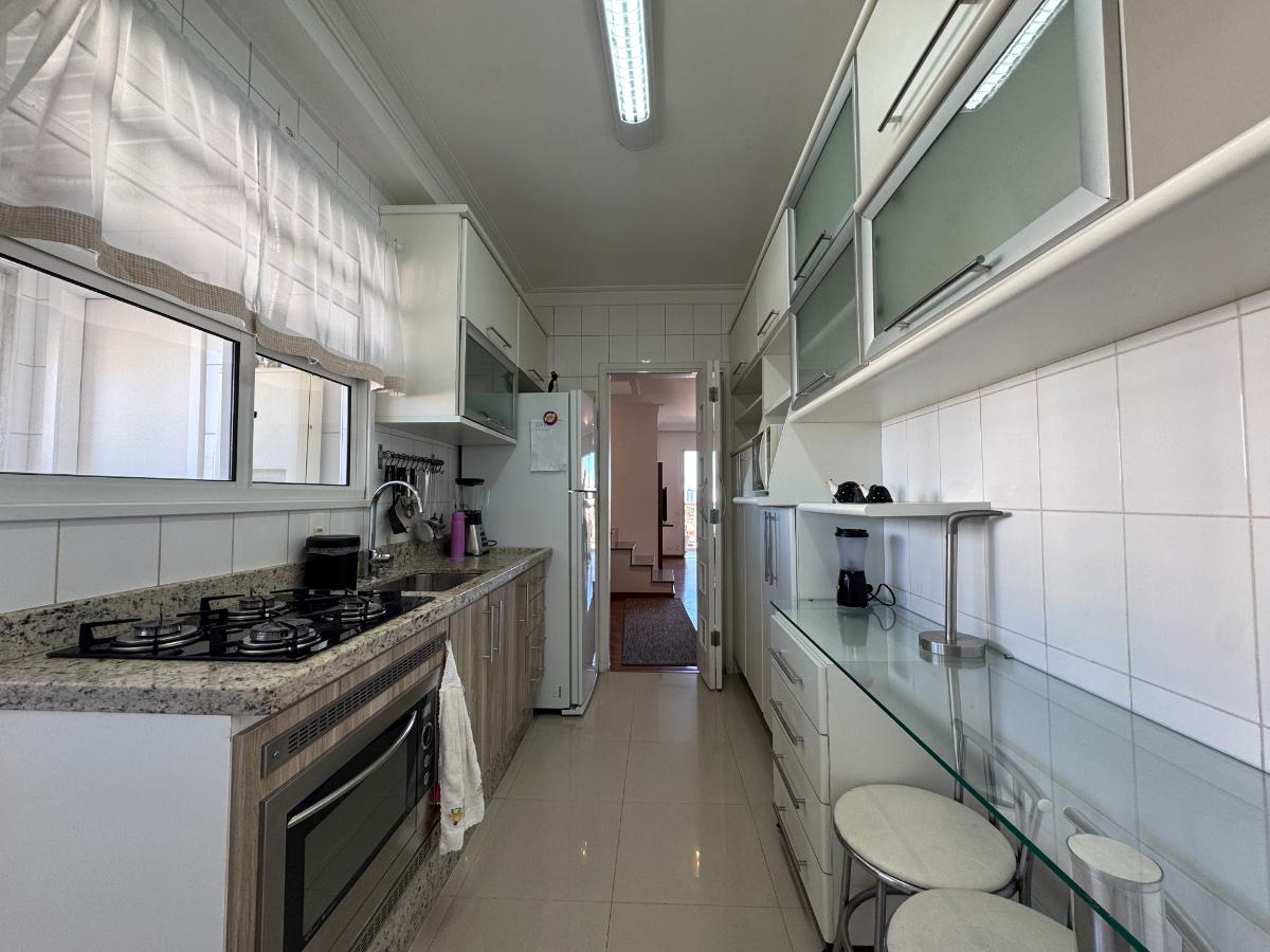 Apartamento, 3 quartos, 203 m² - Foto 10