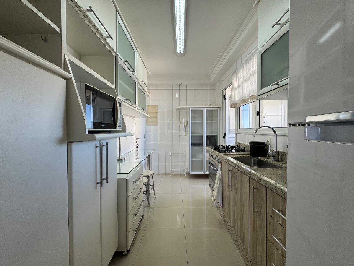 Apartamento, 3 quartos, 203 m² - Foto 13